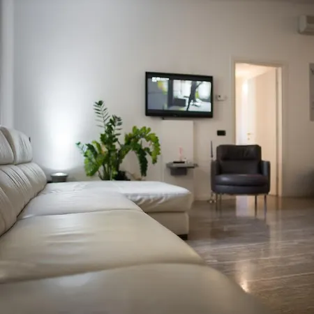 Loft'nb Duomo Apartment *